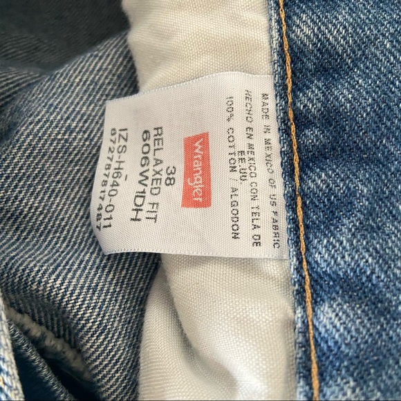 Vintage 90’s Wrangler Mom Denim Jean Shorts High-Rise Medium Wash Sz 38 Classic - Picture 3 of 7